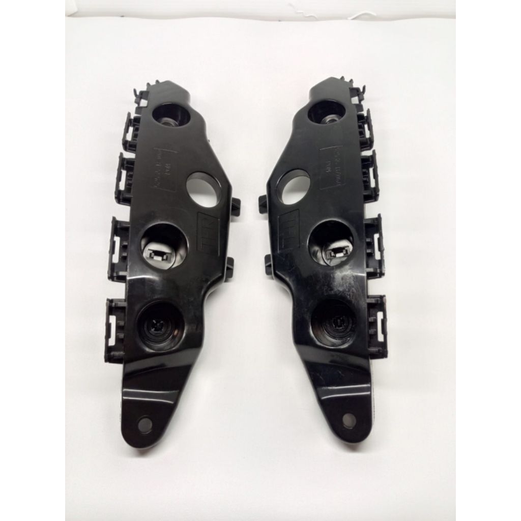 Bracket Bemper belakang Raize Rocky original