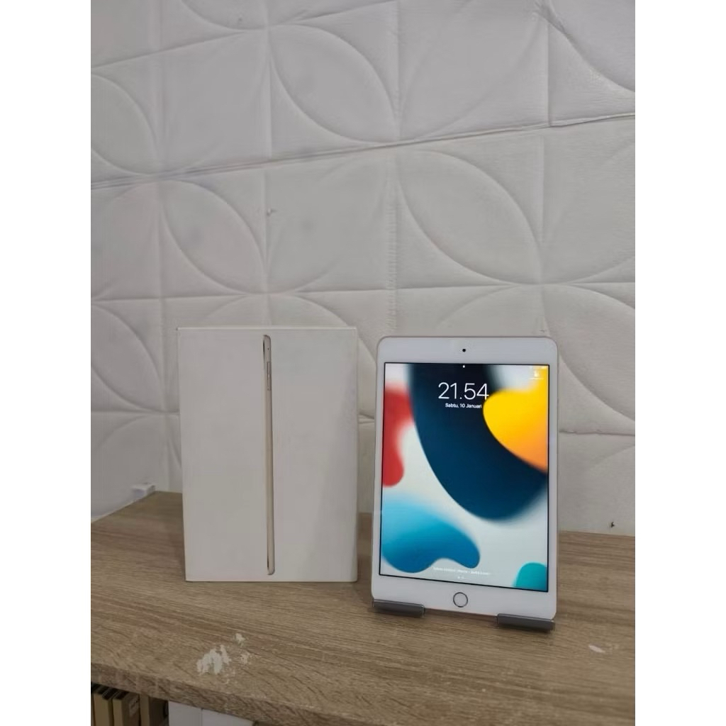 ipad mini 4 (second) milik pribadi 16GB
