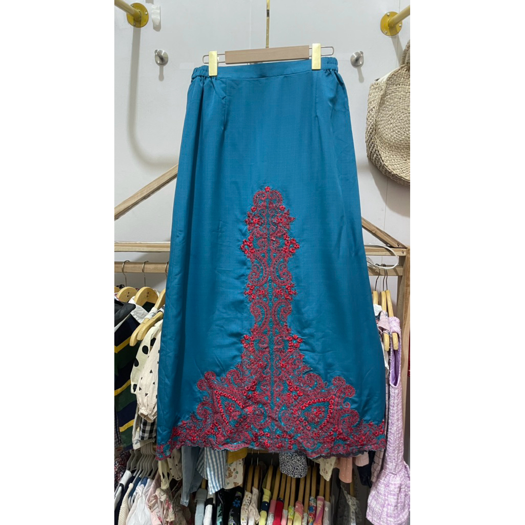 Rok panjang bordir cantik