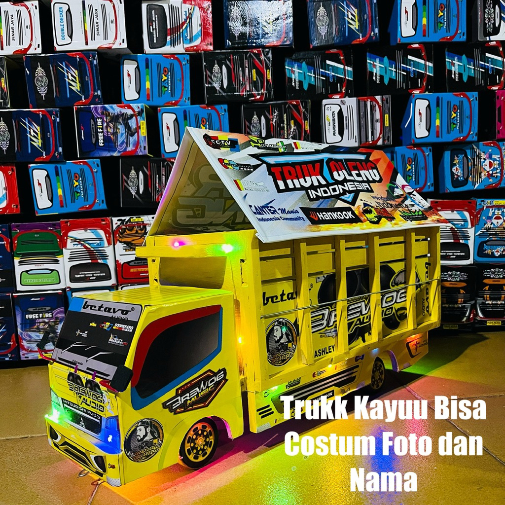 Miniatur Truk Oleng Jumbo Kayu,Mainan Truk Oleng Kayu Besar Aksesoris Lampu Terpal