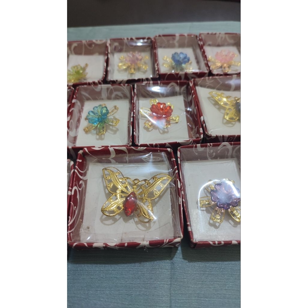 bross souvenir kupu-kupu bunga Bros Hijab Bunga Premium Gold | Bros Kebaya Wanita Elegant | Aksesori