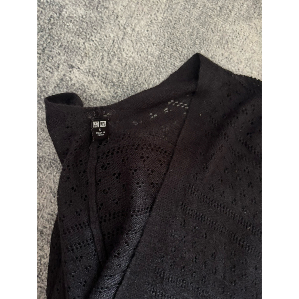 Preloved Uniqlo Atasan Wanita
