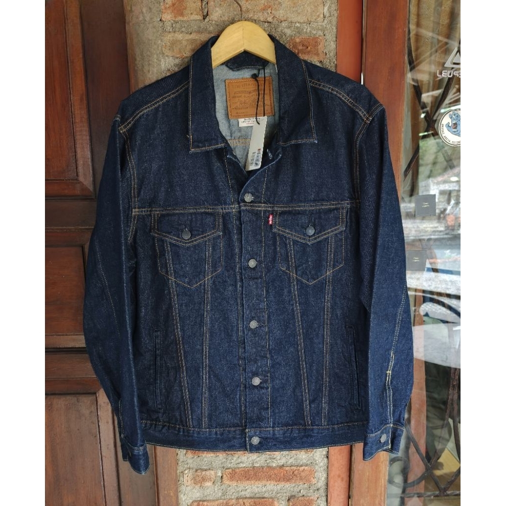 Atasan Pria Lev"s Tipe III Relaxed News Originals Fit ( A5782-0083 )