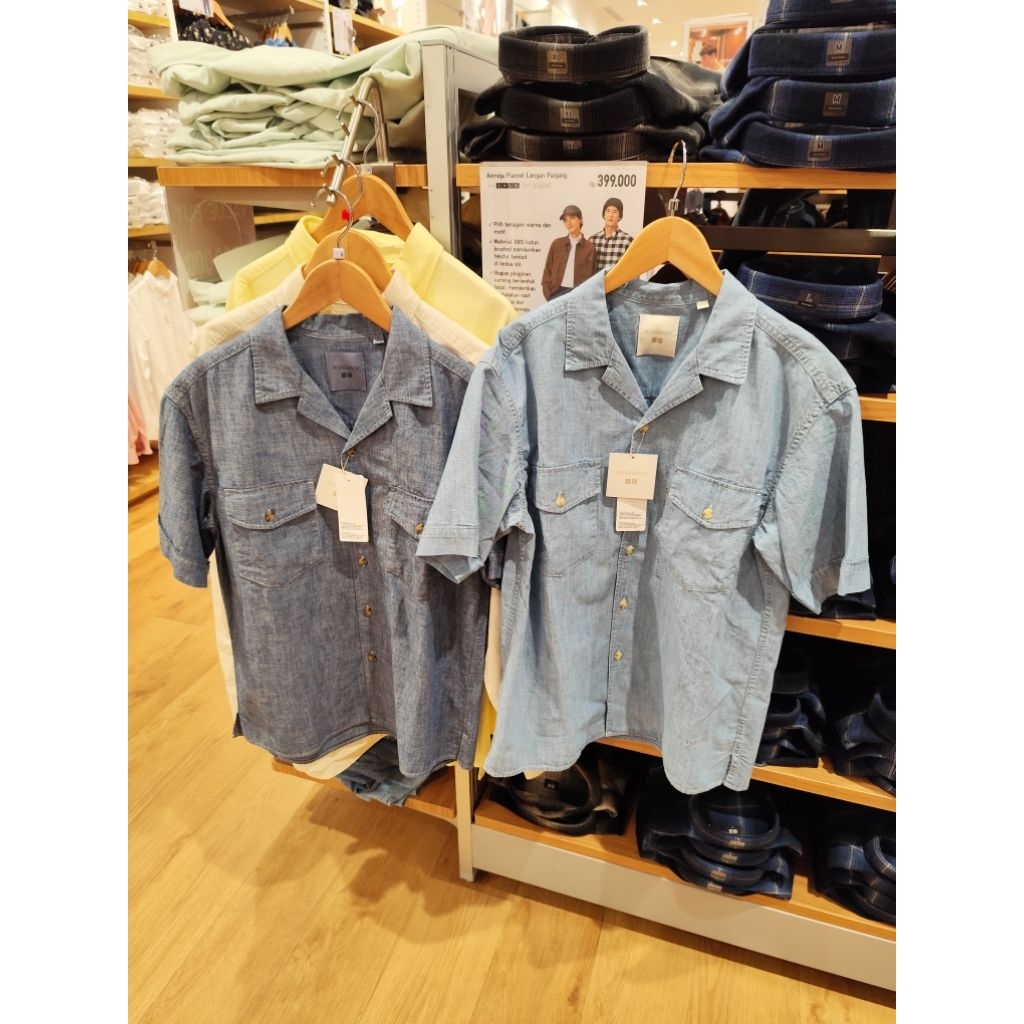 Kemeja Oversized Chambray Lengan Pendek Pria Uniqlo X JW Anderson (Unisex)