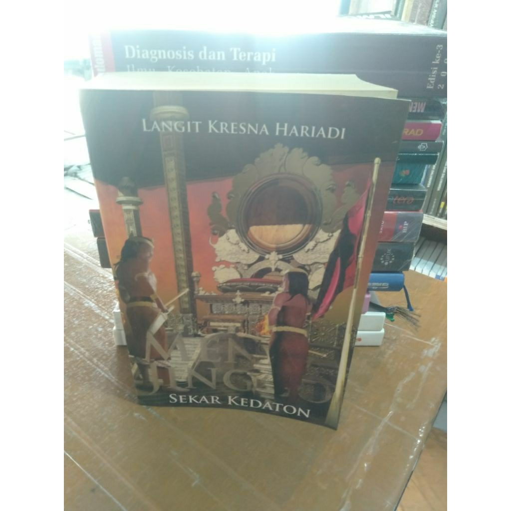 buku menak Jinggo sekar kedaton original