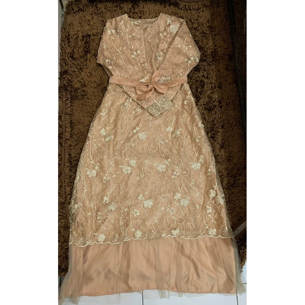 Gamis Brukat Kondangan Gold