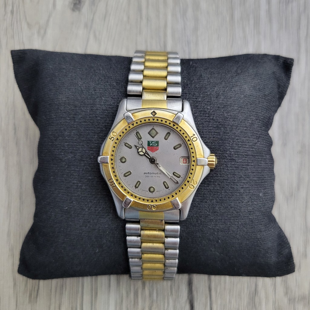 Tag Heuer 2000 Professional 200 meters