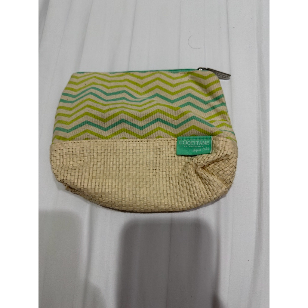 pouch l’occitane
