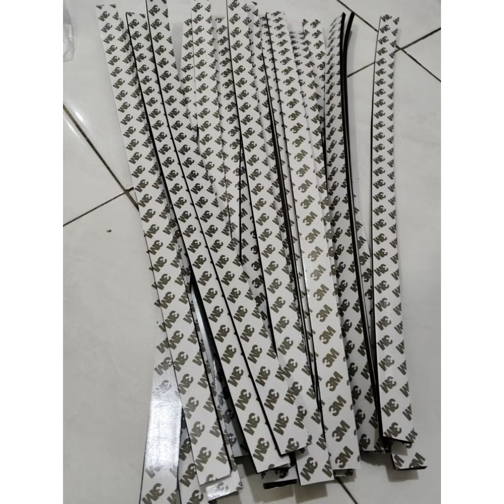 Double Tape foam 3M Tebal 50mm panjang 50cm Double Tape 3M-lem 3m-tape 3m
