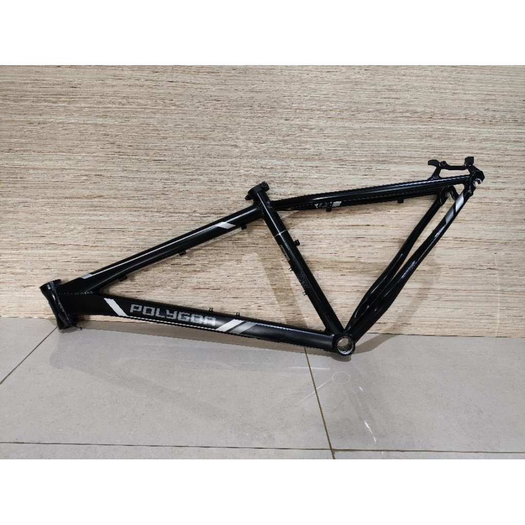 Frame polygon xtrada 3 size S roda 27,5 2nd tergolong mulus