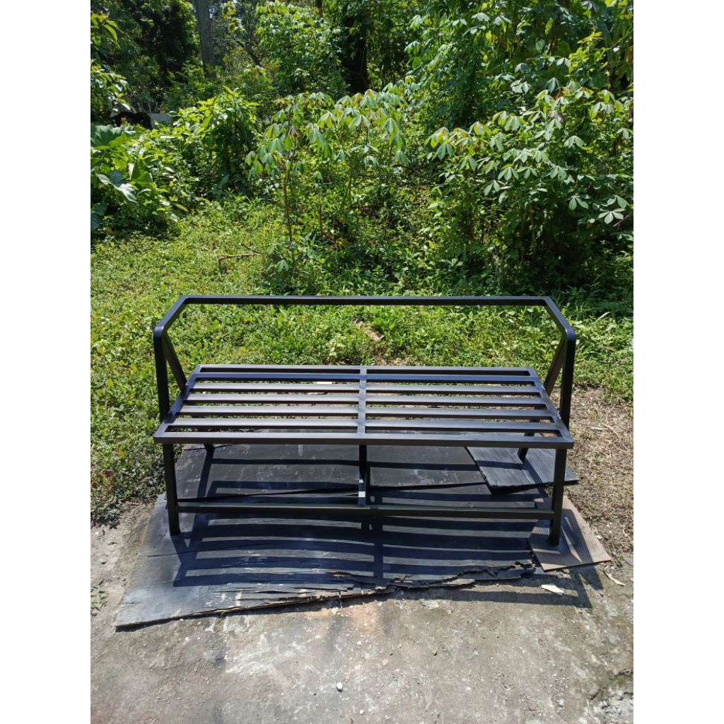 kursi sandaran besi hollow/kursi cafe sandaran panjang/kursi cafe besi