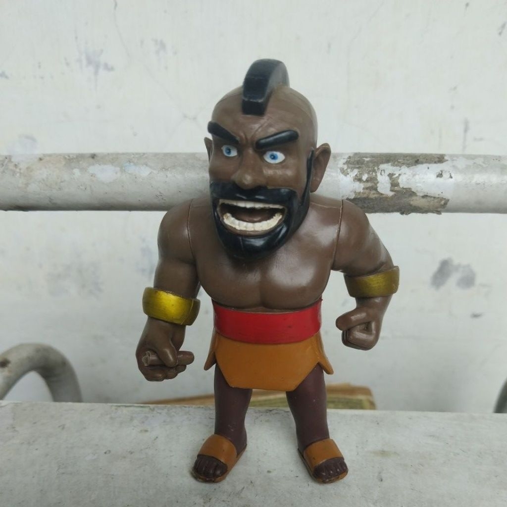 FIGURE HOG RIDER CLASH OF CLANS