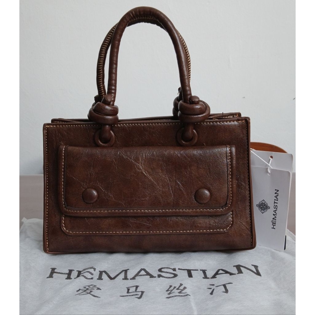 Tas Tenteng Kecil dari Brand HEMASTIAN Untuk Wanita Cantik Modis Kualitas Import kd 40