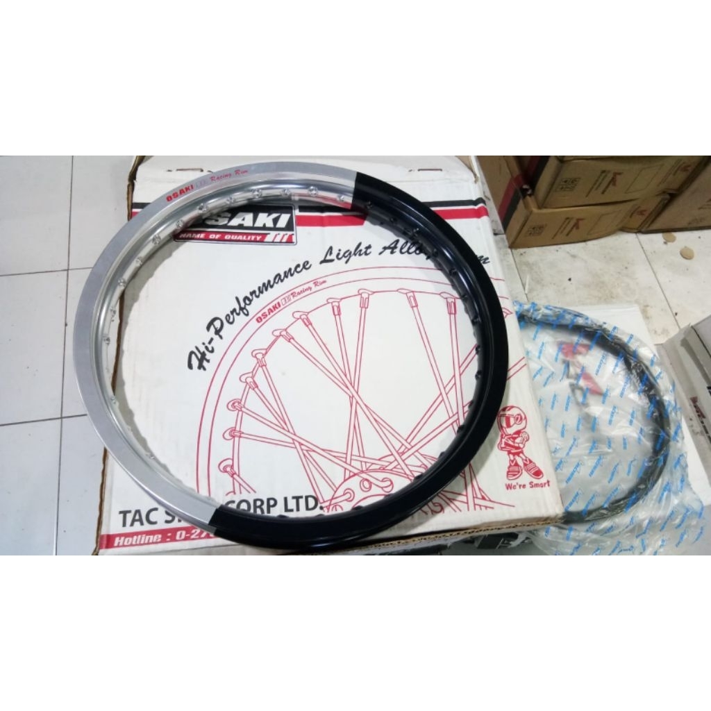 velg pelek jari jari alumunium osaki halfmoon 140/160-17 blacksilver