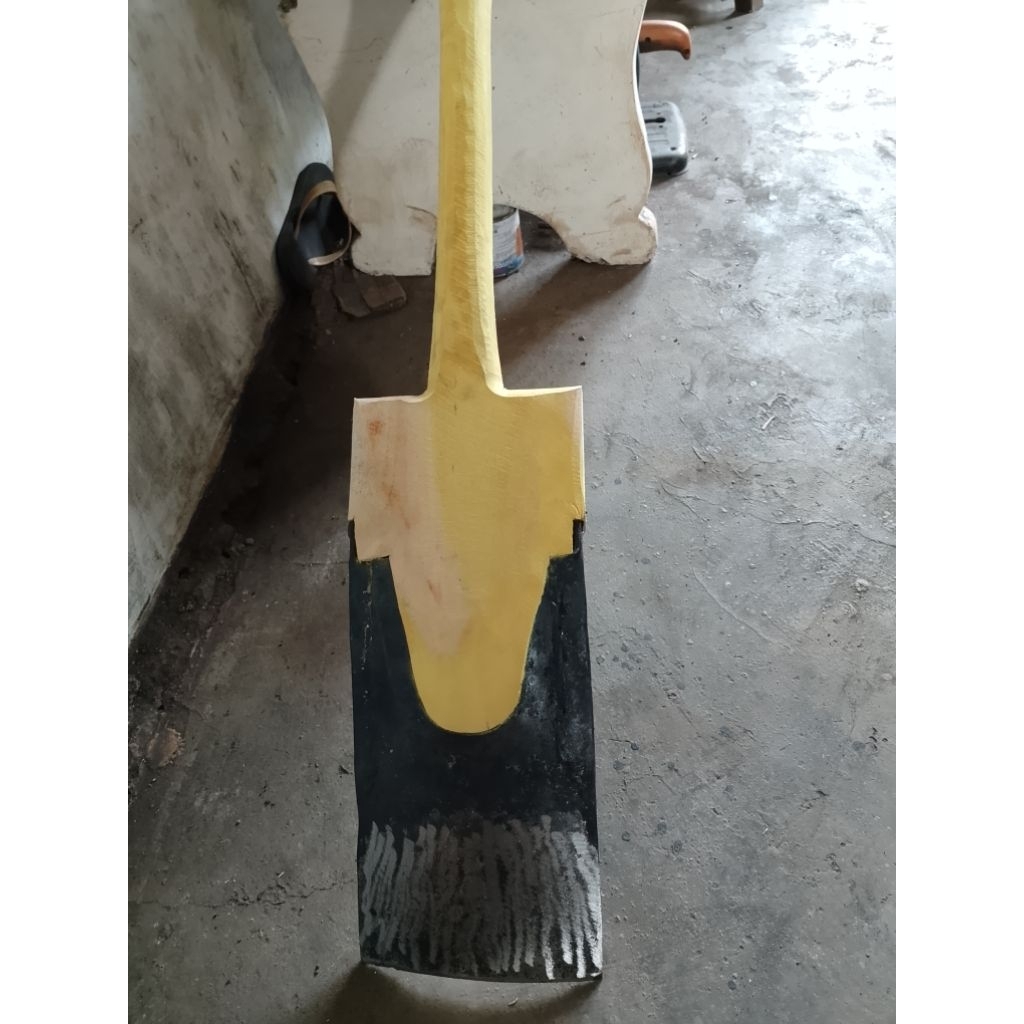 Lempak Isen Gagang Kayu Baja Hitam 120cm