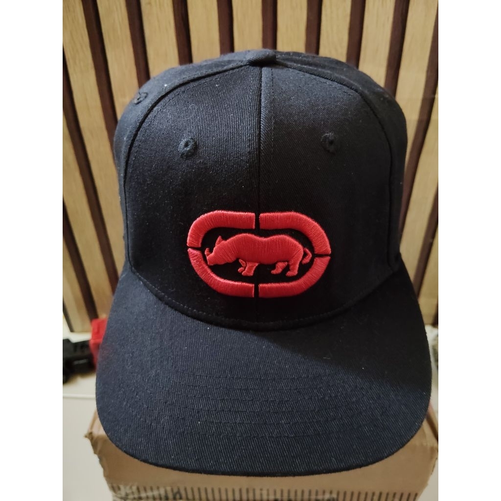 topi ecko unltd