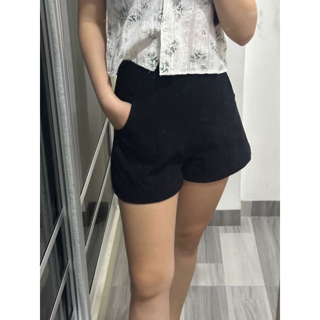 preloved celana hitam