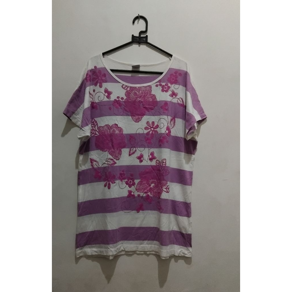 Kaos Wanita Bossini Size L no minus