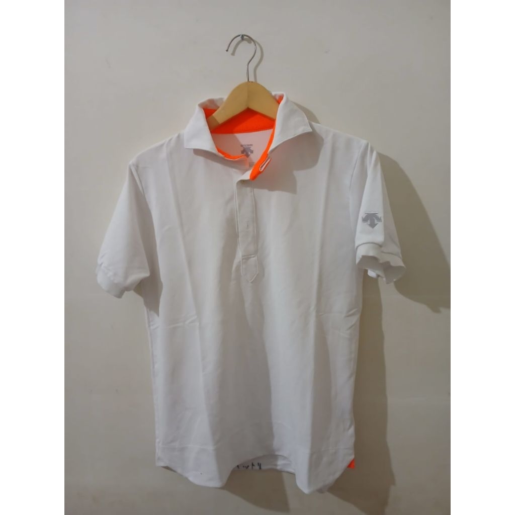 Baju Descente Berkerah