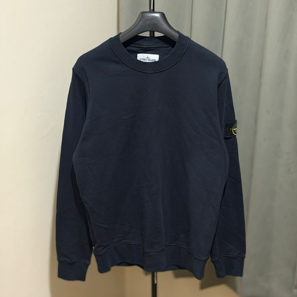 Crewneck Stone Island Navy Used Mulus CLG 100% Authentic  Size : L ( 74 X 56 )