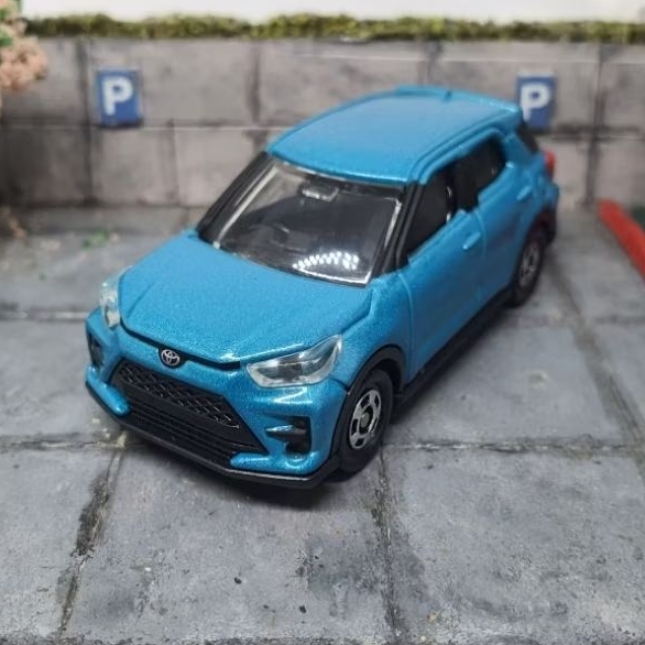 Diecast Toyota Raize Biru Tomica No 8 Loose Mulusss