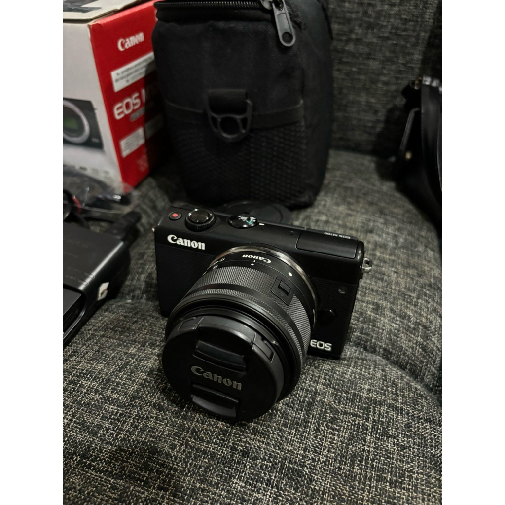 Kamera canon eos m100