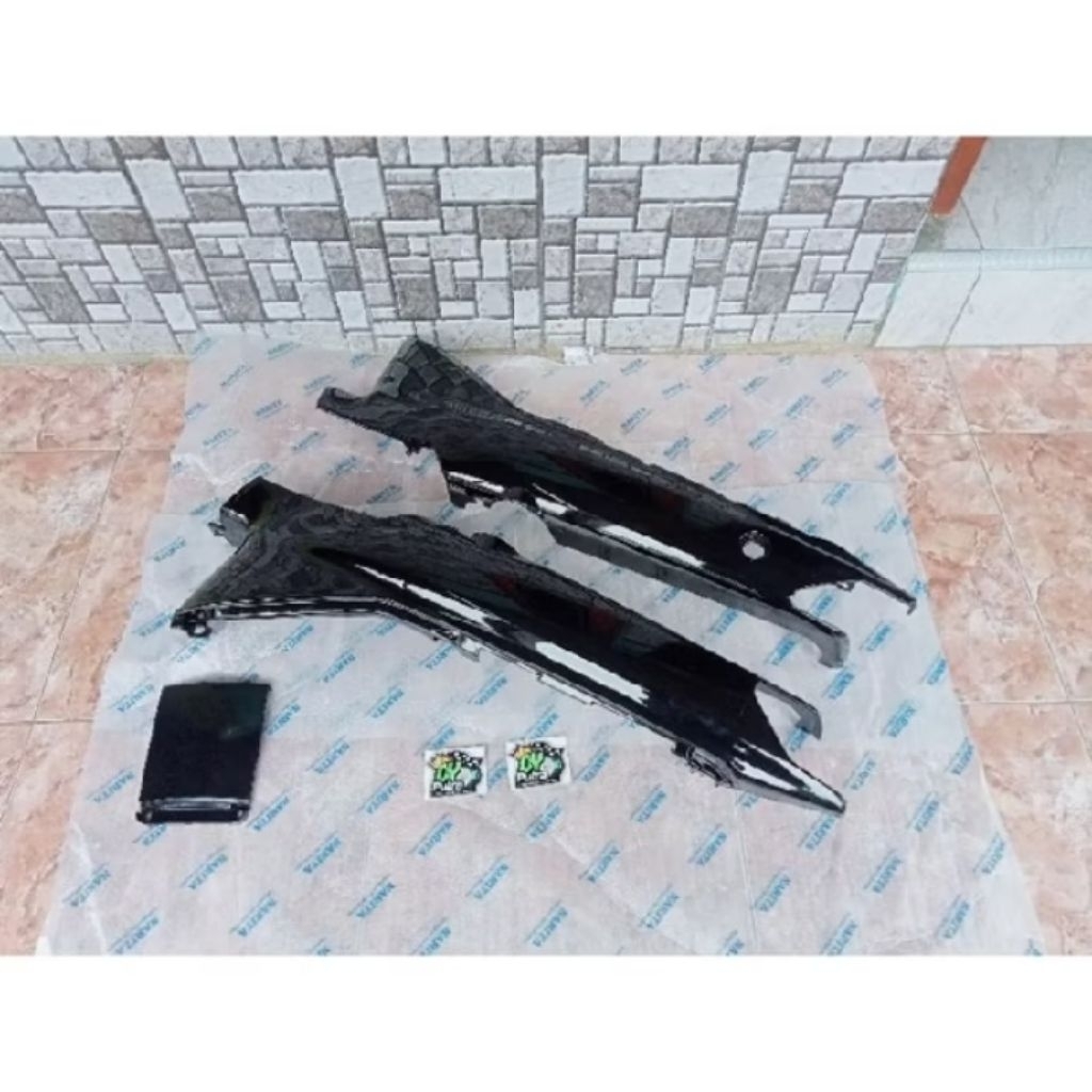 cover bodi samping yamaha force 1 plus pet bodi dan stiker