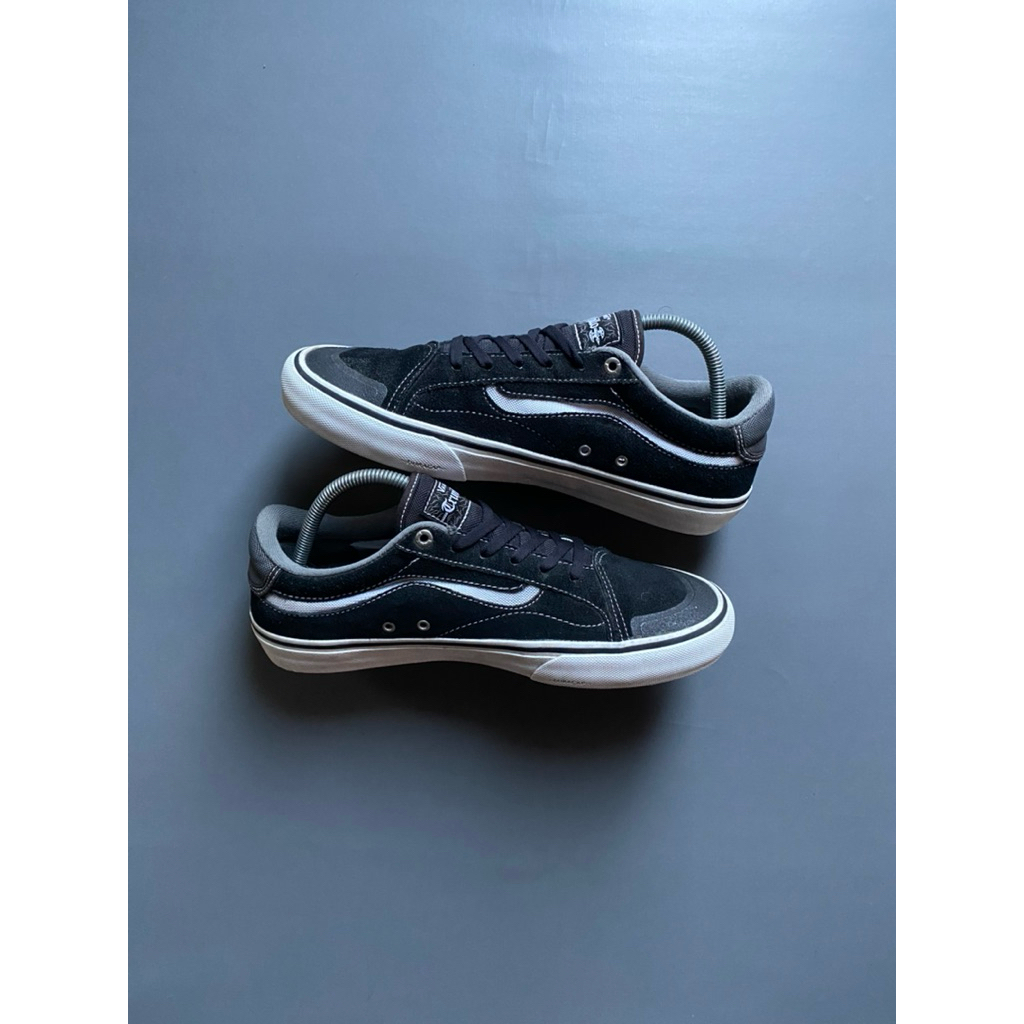 vans pro