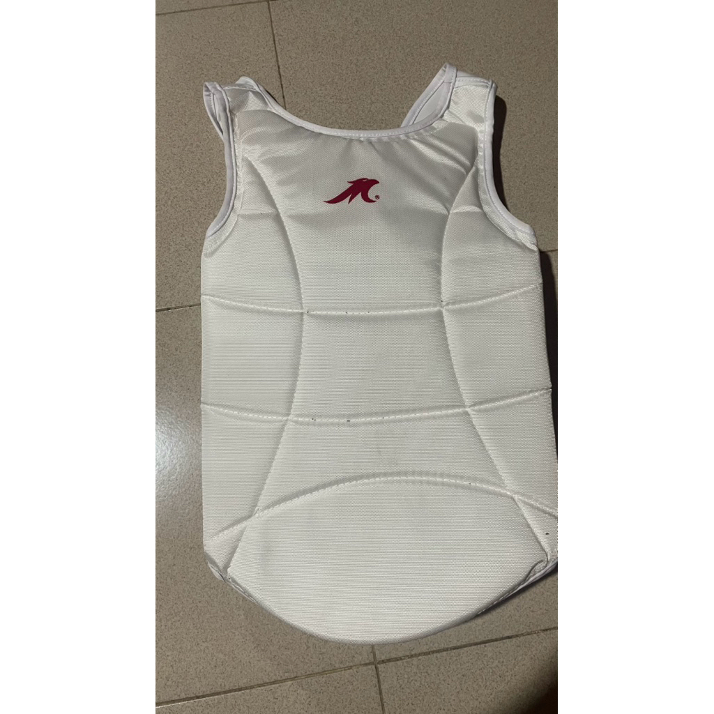 PRELOVED BODY PROTECTOR MUVON SIZE M PELINDUNG DADA KARATE
