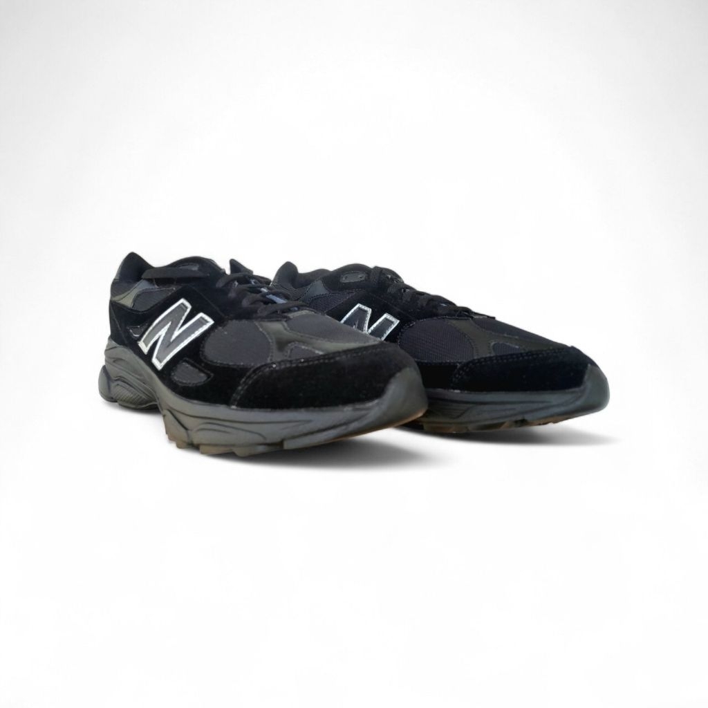 SEPATU NEW BALANCE  990 V3 BLACK *cek deskripsi produk*