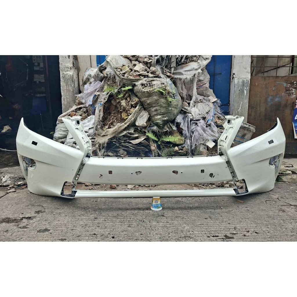 bumper bemper depan lexus RX270 original