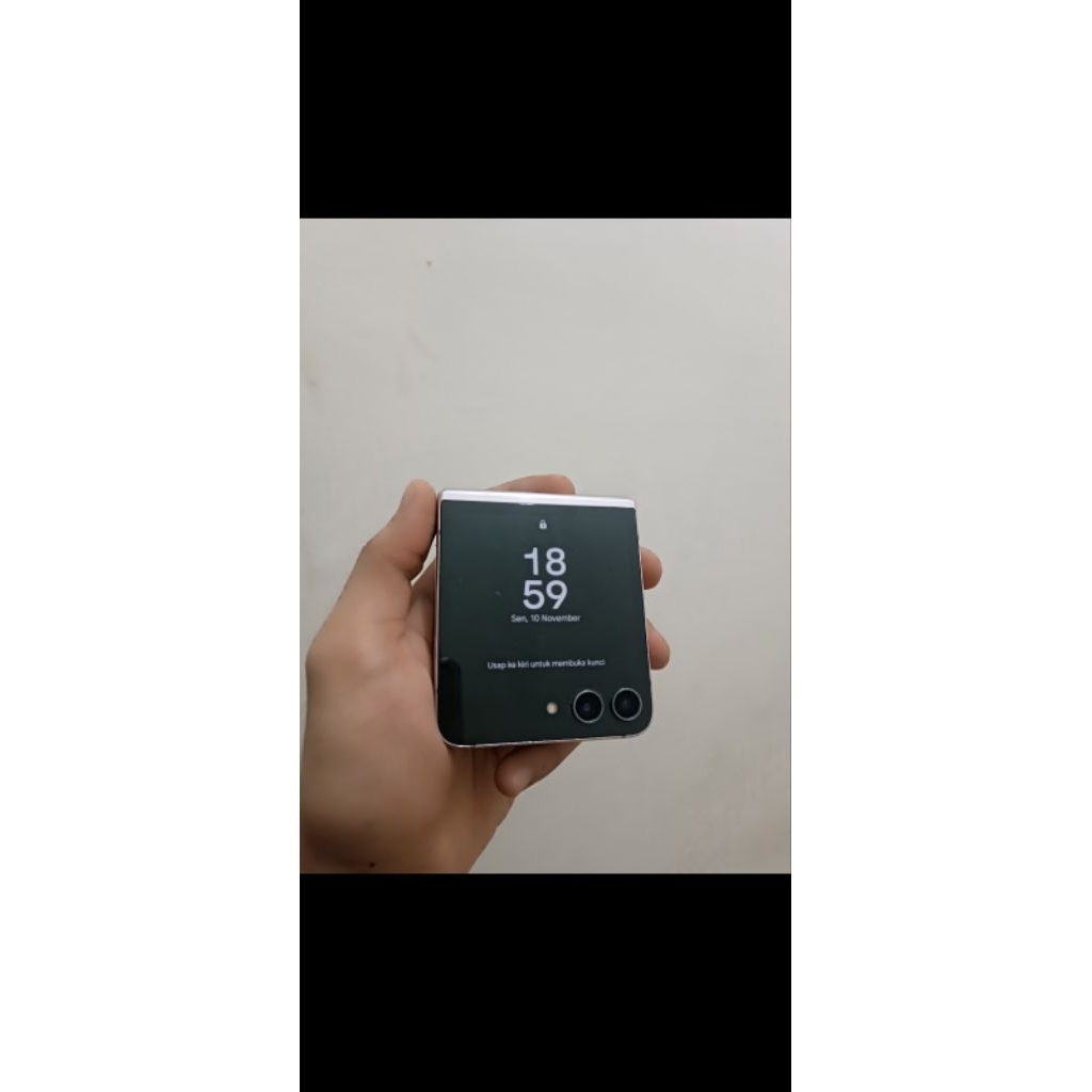 Samsung Z Flip 5 Minus LCD