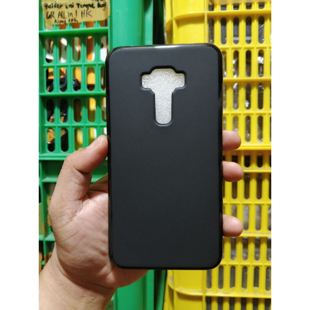 Case Asus Zenfone 3 5.5 in ZE552KL Softcase Zenfone 3 Z012DB