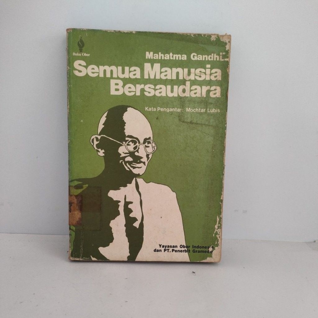 Buku Bekas Original SEMUA MANUSIA BERSAUDARA