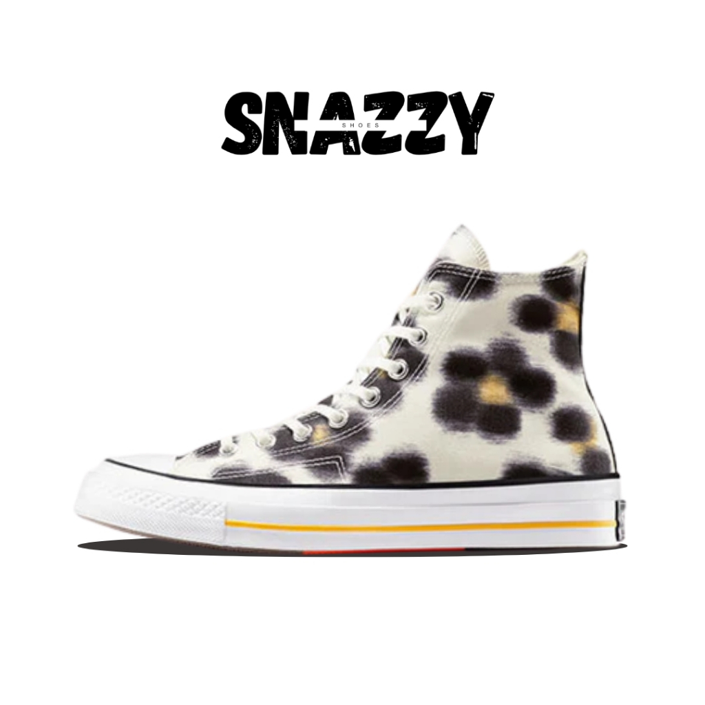 Sepatu Sneakers Pria Wanita Converse Hana Leopard White Black