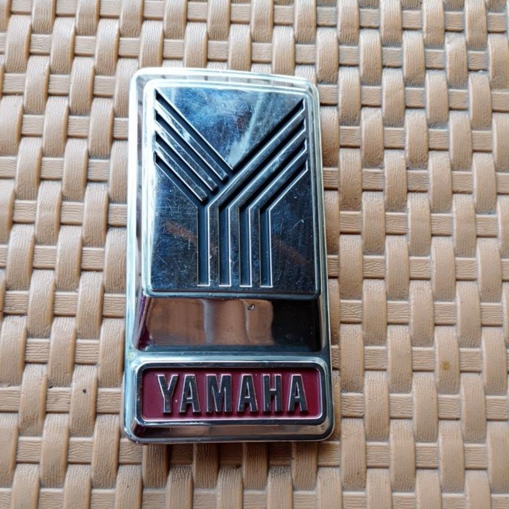Emblem Panel Dasi v80 excelent ORIGINAL SECEND