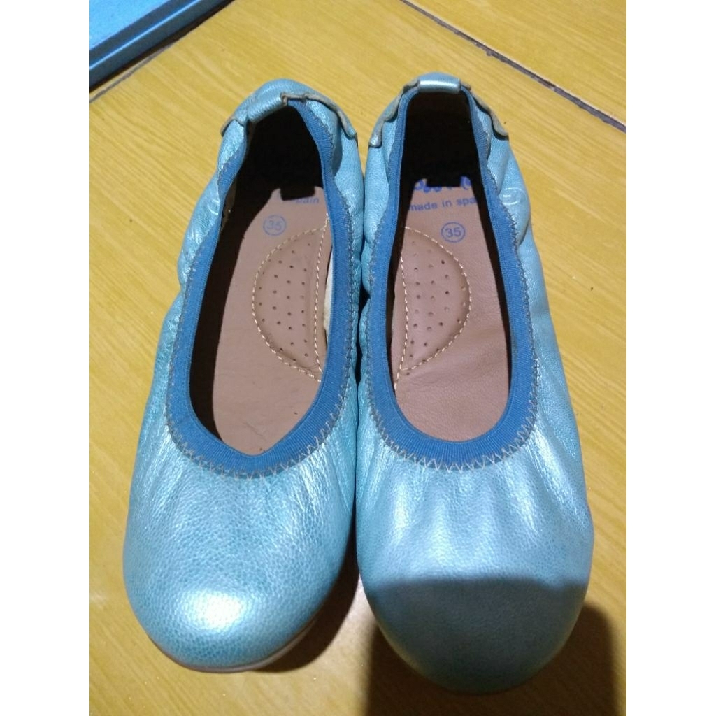 SEPATU CEWEK WANDA PANDA SIZE 35 SECOND
