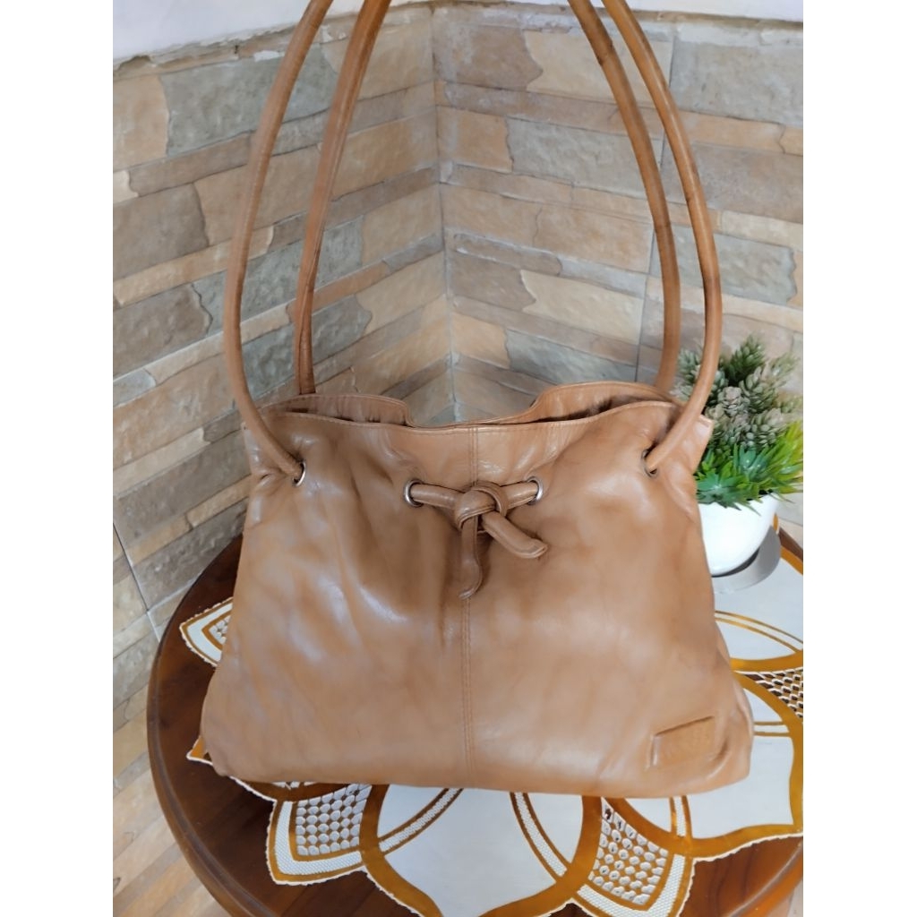 Tas hobo Preloved