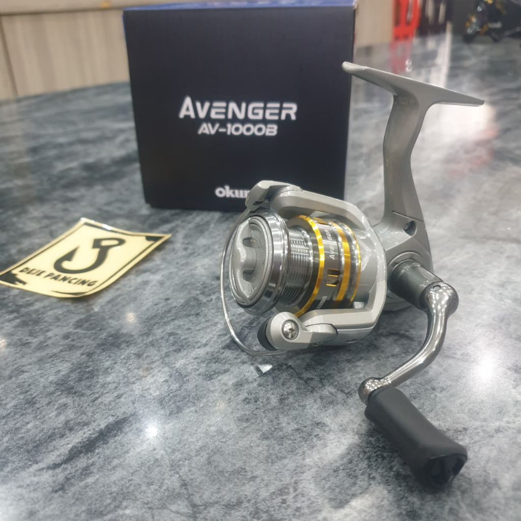 Reel UL Okuma Avenger AV 1000B