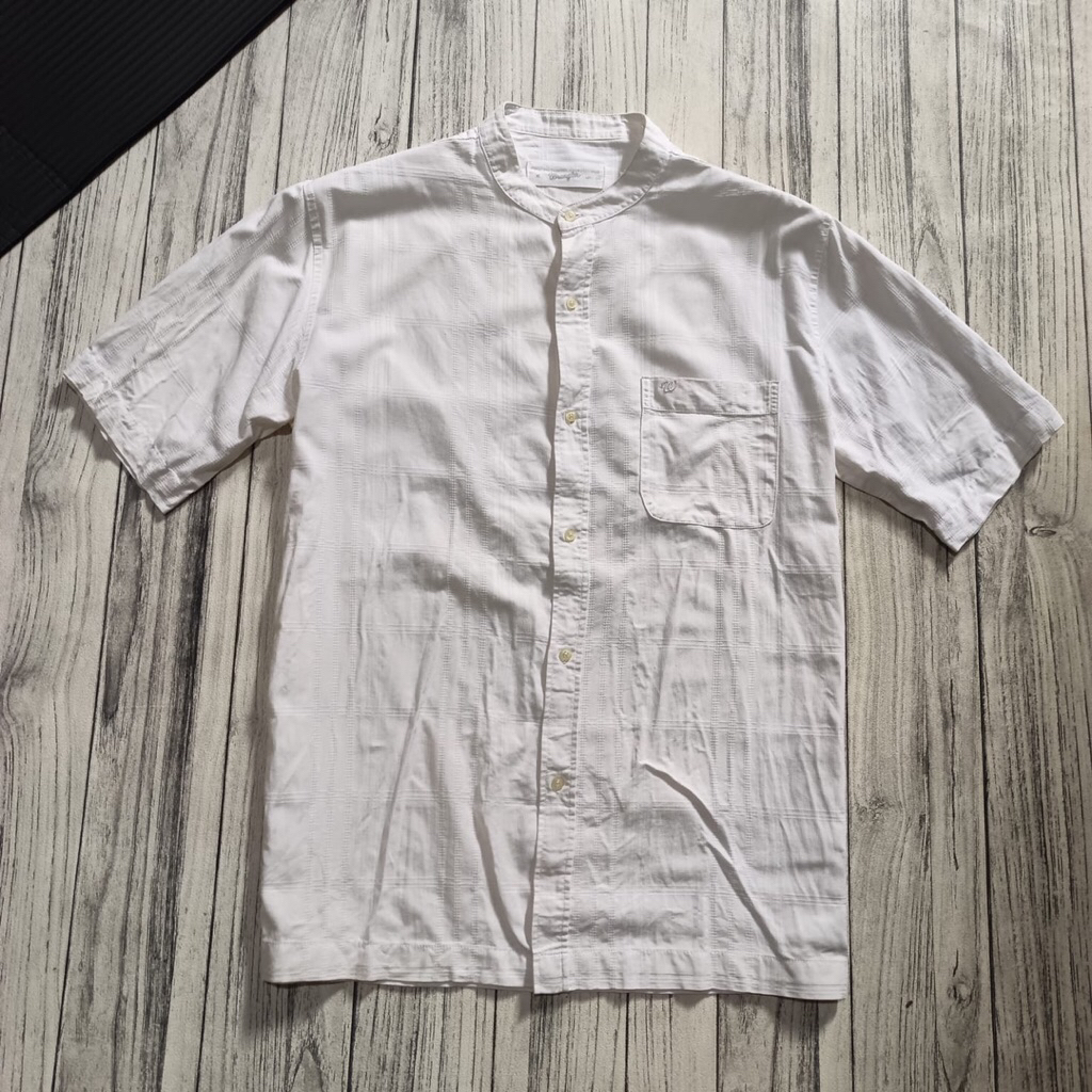 kemeja putih sanghai wrangler size XL