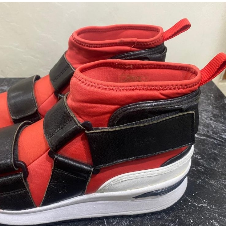 Sepatu Kets Onitsuka Tiger x Adrea Pompilio MS Boot warna Flame Scarlet & hitam second original