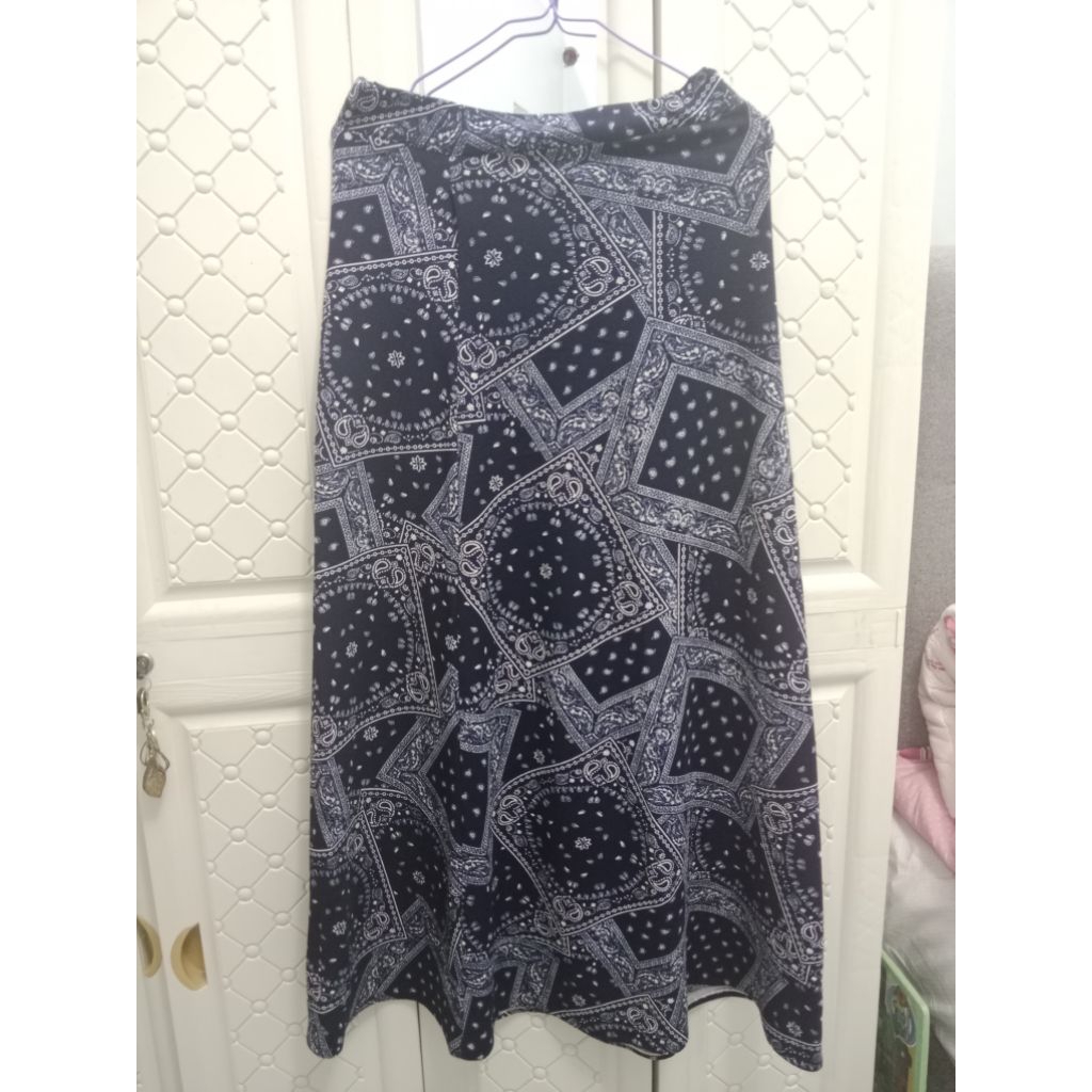 rok batik preloved