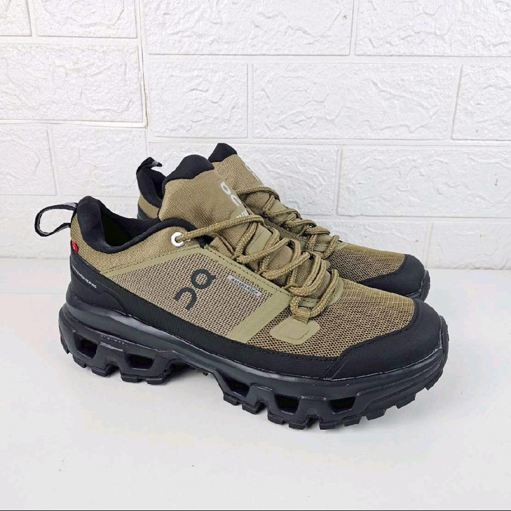 Sepatu On Cloud Rock Low Olive - 40