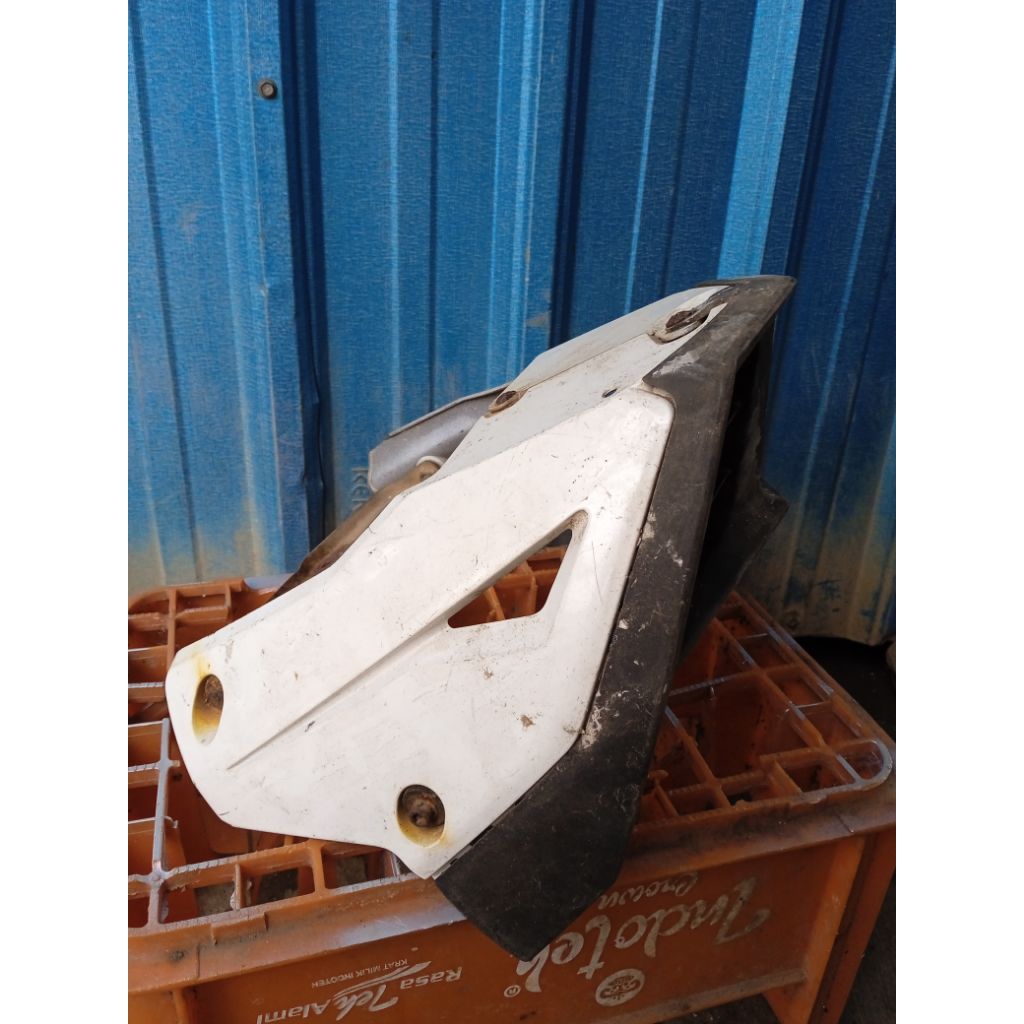 COVER BAWAH MESIN YAMAHA VIXION OLD
