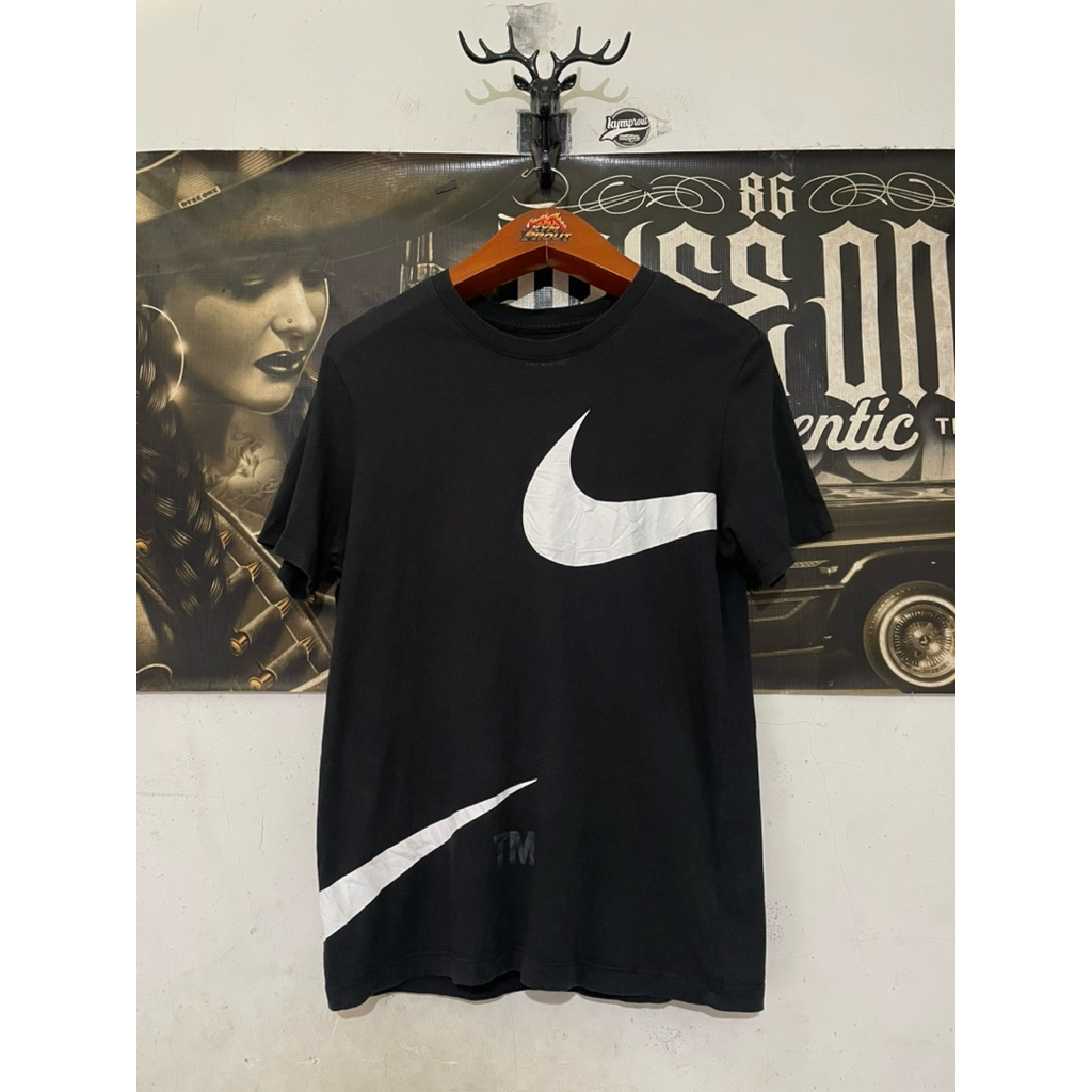 kaos nike second