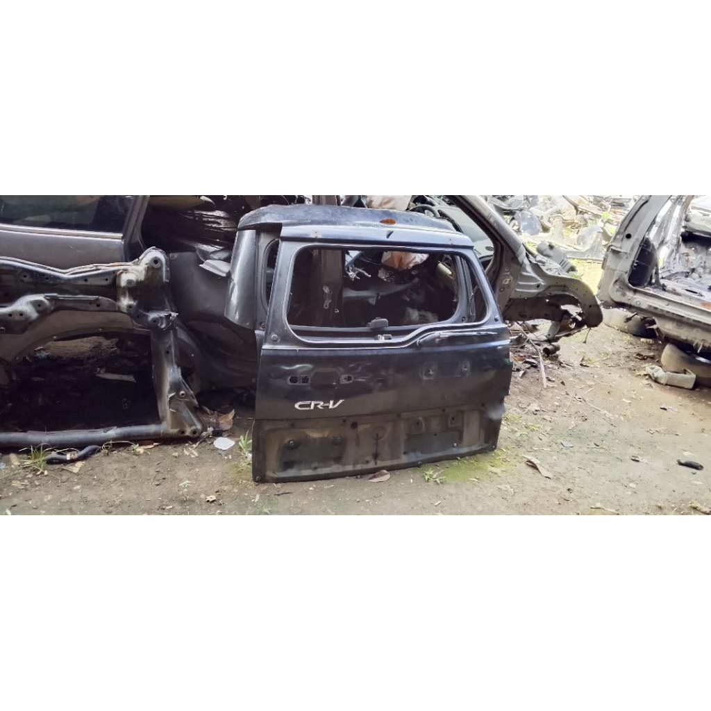 pintu bagasi kosongan crv gen 2 original copotan 2003