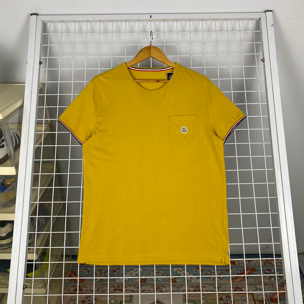 kaos monclr L
