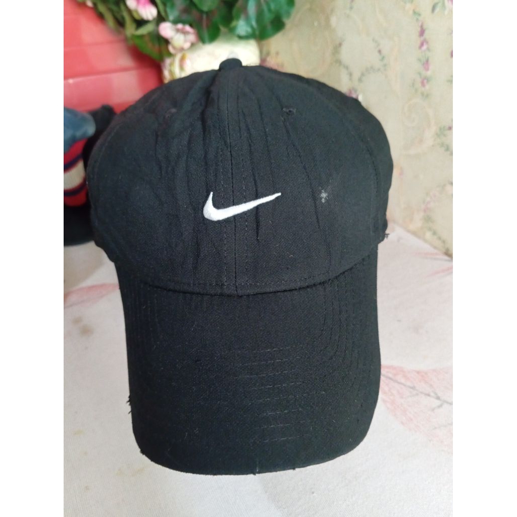 Topi Nike Dri Fit