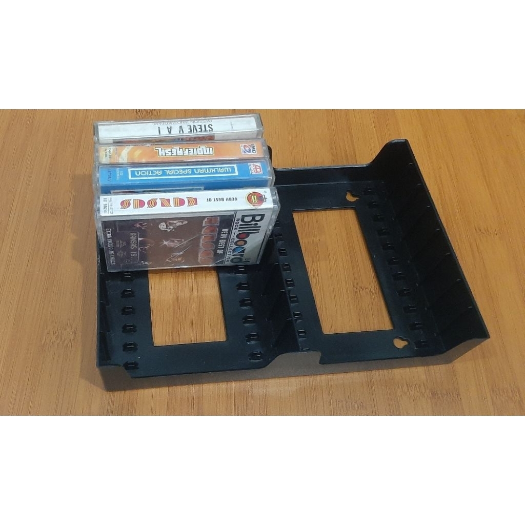 Rak Kaset Pita Vintage