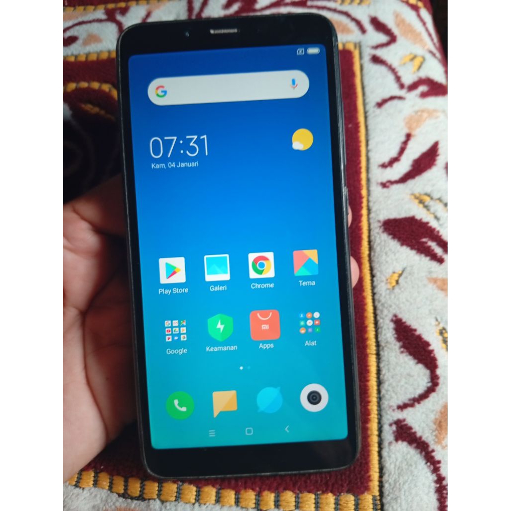 Di jual SANGAT MURAH HP Redmi 6A RAM 2/16 Barang Bagus Kondisi Normal siap pakai